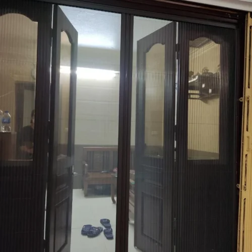 Alternative view of Cửa lưới chống muỗi dạng xếp 2 cánh màu Cafe DX 11
