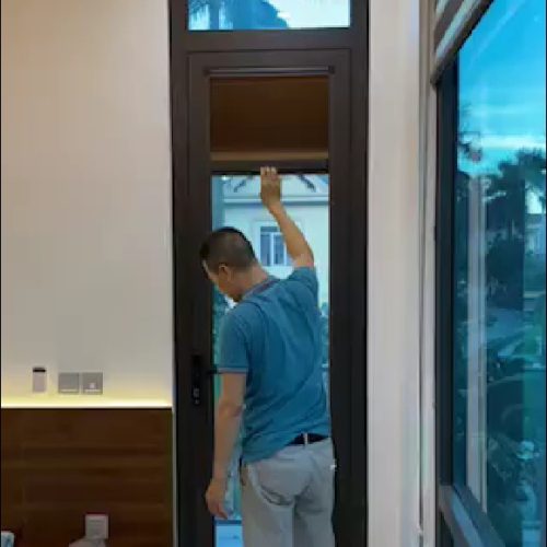 Alternative view of Rèm tổ ong gắn trên cánh kính kiểu Lùa trên