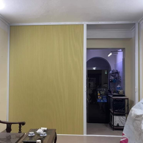 Vách Ngăn Phòng Khách và Bếp – Rèm Tổ Ong Ngăn Lạnh